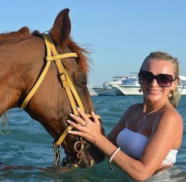Horse Riding in the Red Sea — view 5