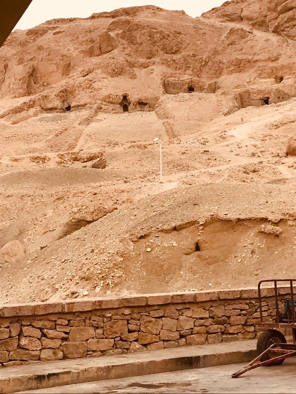 Tutankhamun's Tomb — view 6